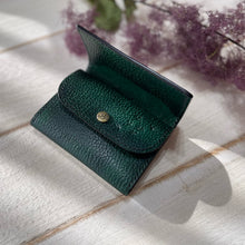 画像をギャラリービューアに読み込む, 緑のカエルなミニウォレット